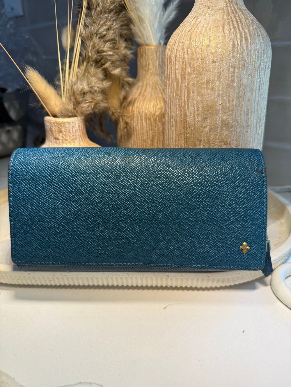 LIMITED TIME SALE! Comment 4 deets! 
Patrick Cox Continental Double Snap wallet